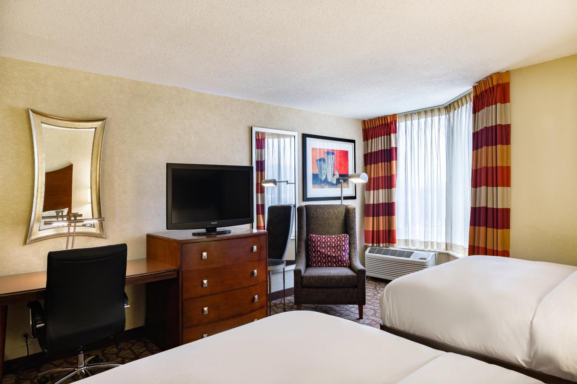 ดับเบิลทรี บาย ฮิลตัน จอห์นสันซิตี้ Hotel ภายนอก รูปภาพ