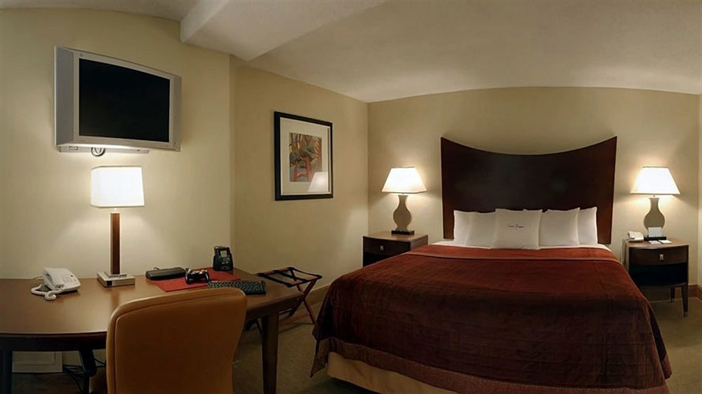 ดับเบิลทรี บาย ฮิลตัน จอห์นสันซิตี้ Hotel ภายนอก รูปภาพ